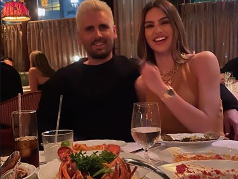 Scott Disick Makes It Instagram Official With Amelia Gray Hamlin For Valentine S Day