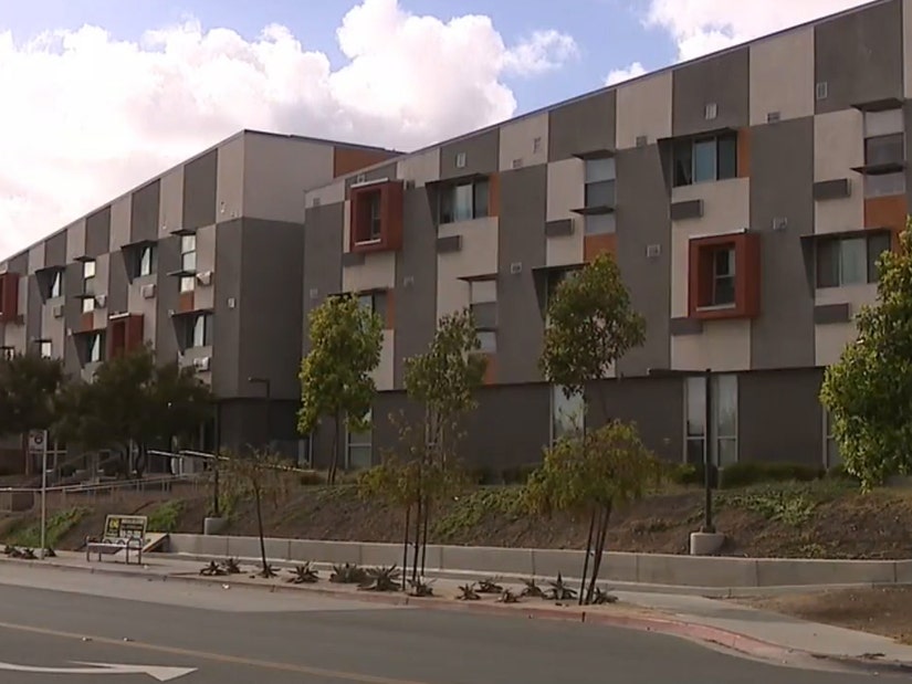 Woman Tossed Boyfriend's Things Off Third-Floor Balcony, So He Threw Her Over