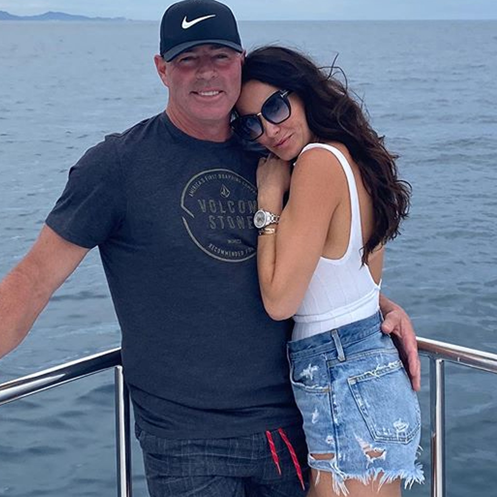 Jim Edmonds Confirms Relationship With Woman He & Meghan Edmonds Had  Threesome With