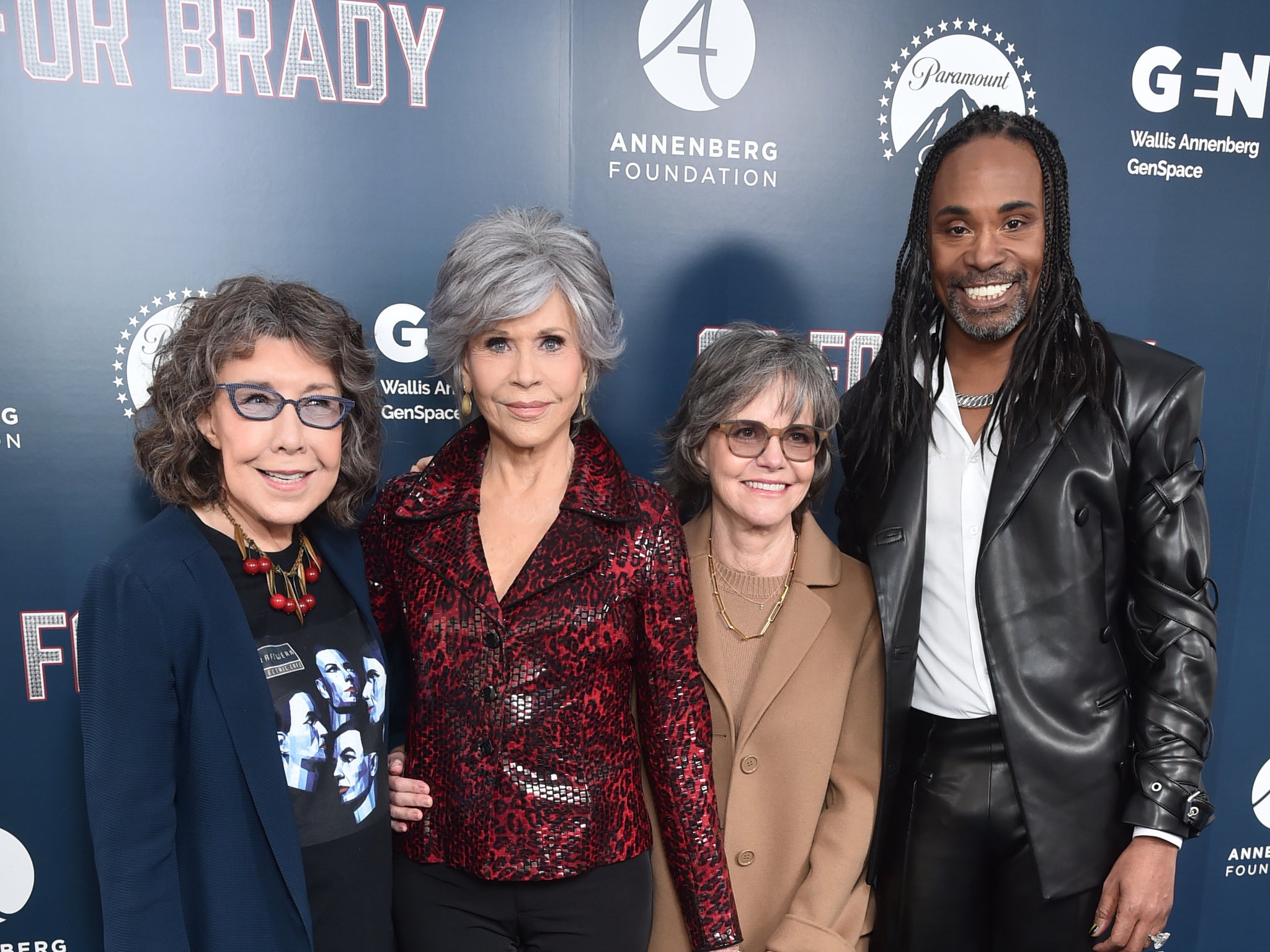 Jane Fonda rocks sequin blazer as she arrives with co-stars Lily Tomlin and Sally  Field for their uncoming film '80 for Brady' event