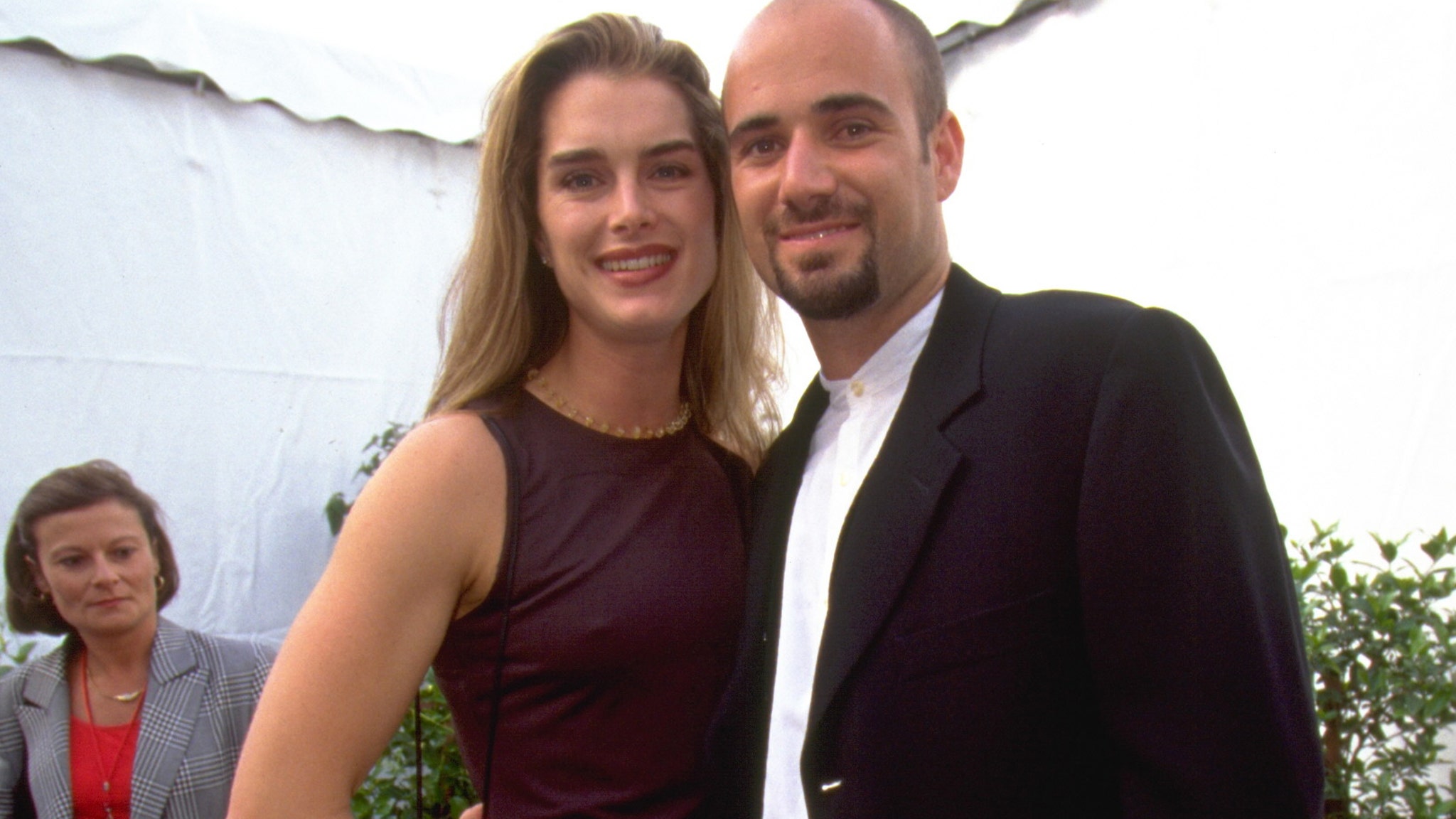 Brooke Shields Says It 'Felt Good to Feel Smaller' During Andre Agassi Romance