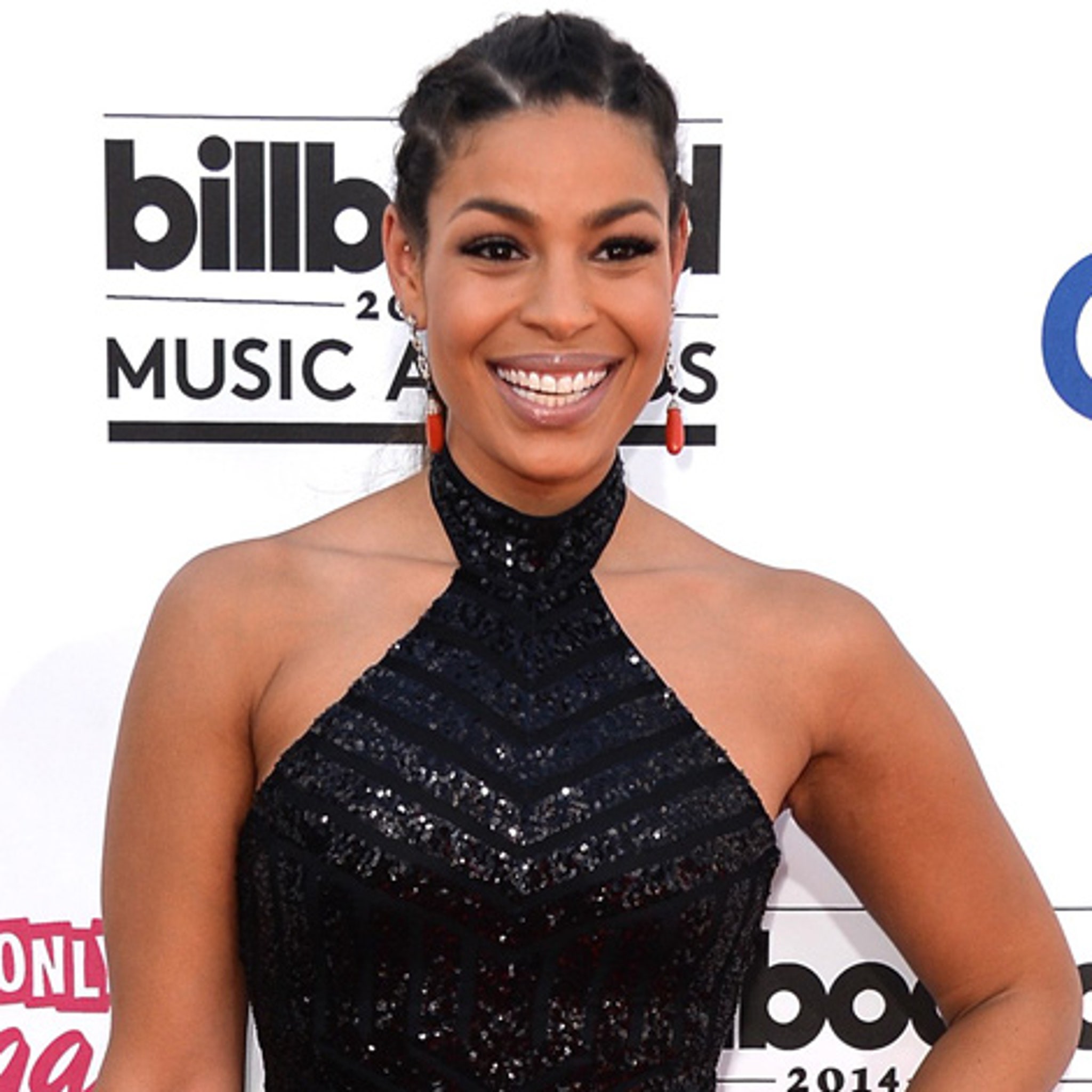 Jordin Sparks Shares Stunning Makeup-Free Selfies, Admits to Huge Crush on Brad  Pitt