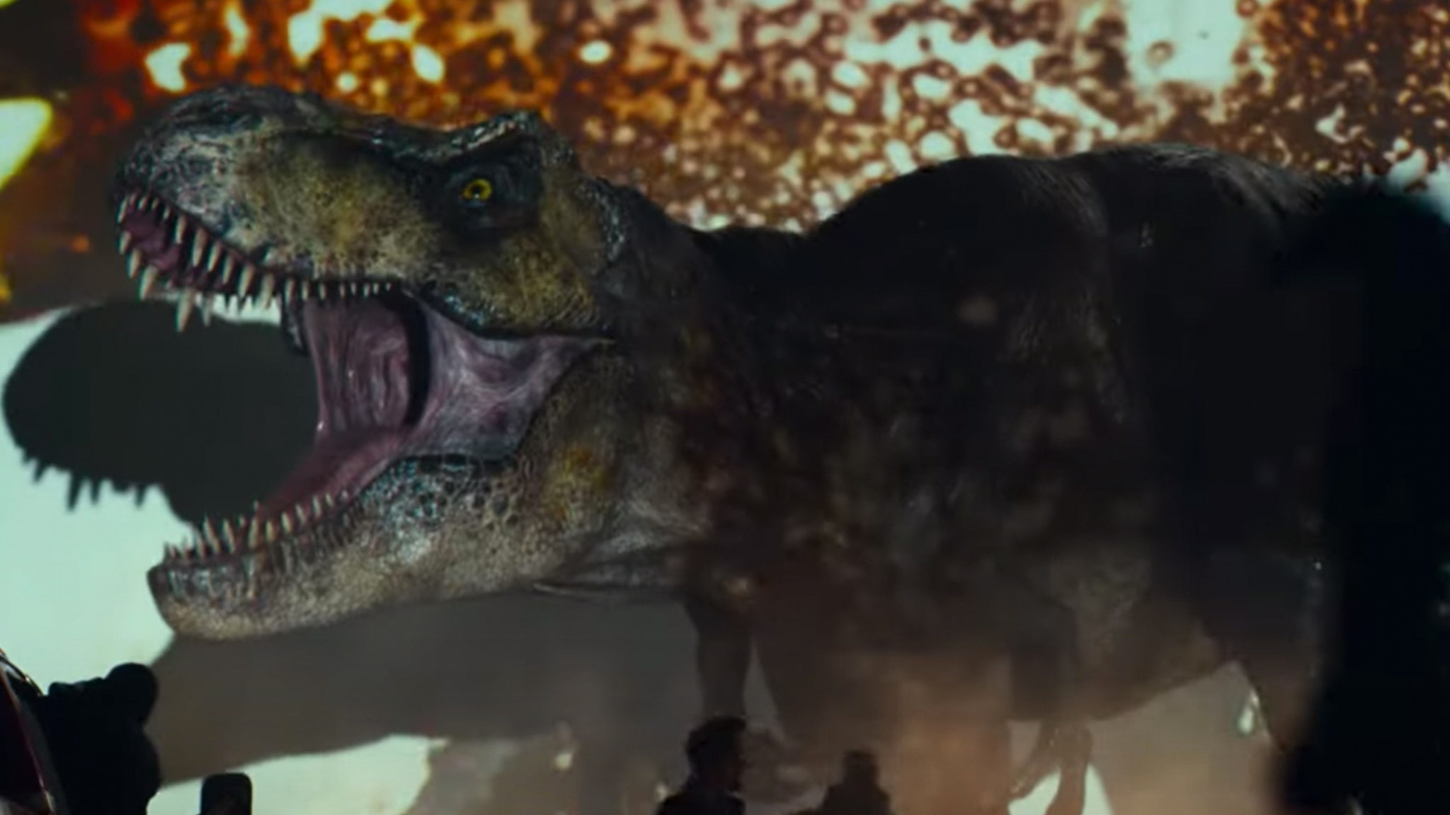 Jurassic World Dominion Prologue Drops Online -- T-Rex Ruins Night at ...