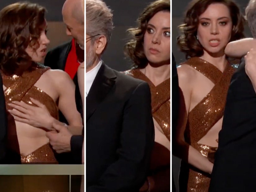 Aubrey Plaza fans react to her 'annoyed' glance on stage at SAG Awards -  Mirror Online