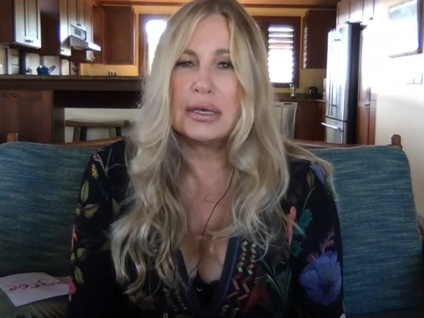 Jennifer Coolidge Weighs In Replacing Kim Cattrall In Sex And The City 