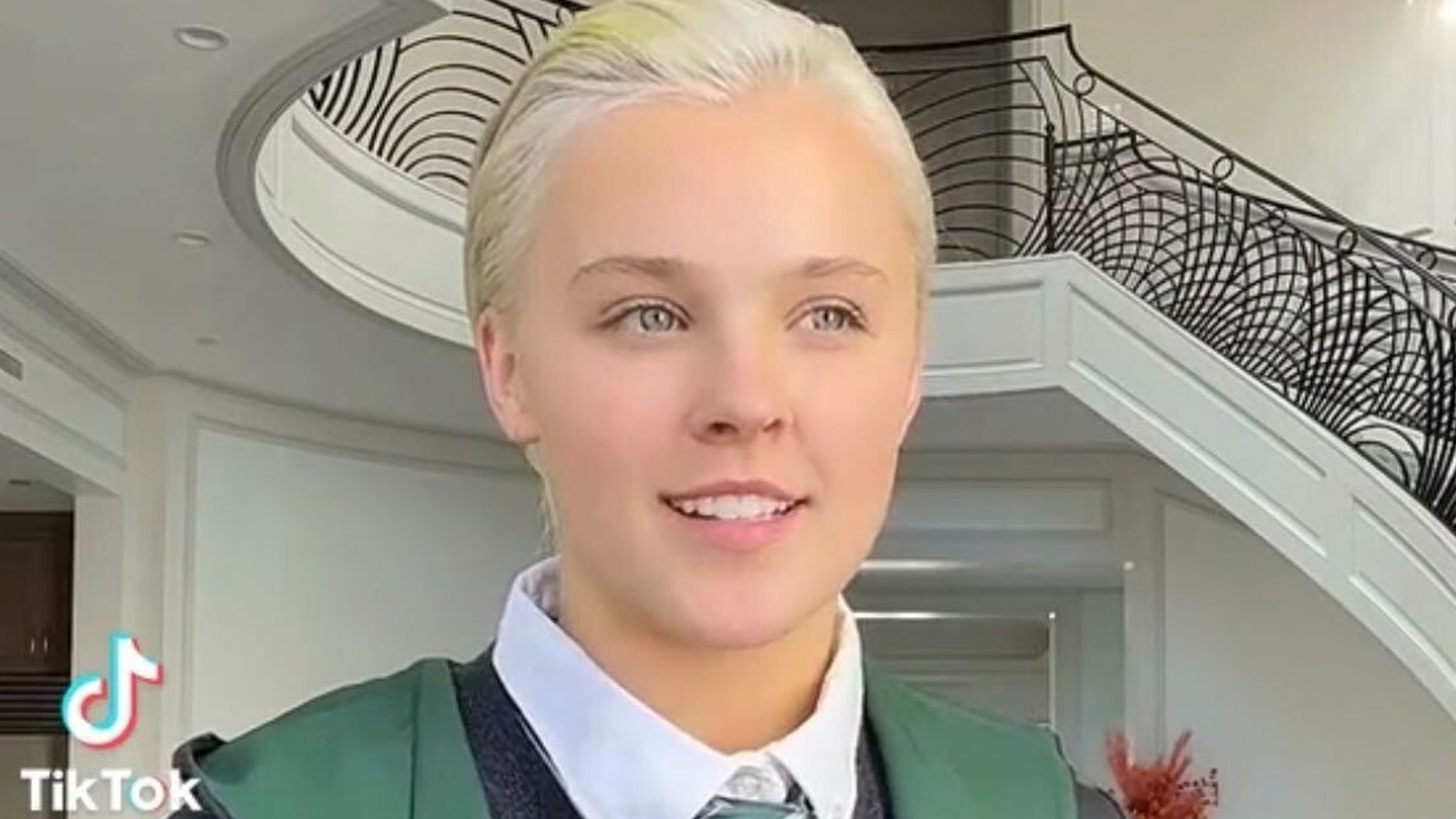 JoJo Siwa Dresses Up As Draco Malfoy in Hilarious TikToks