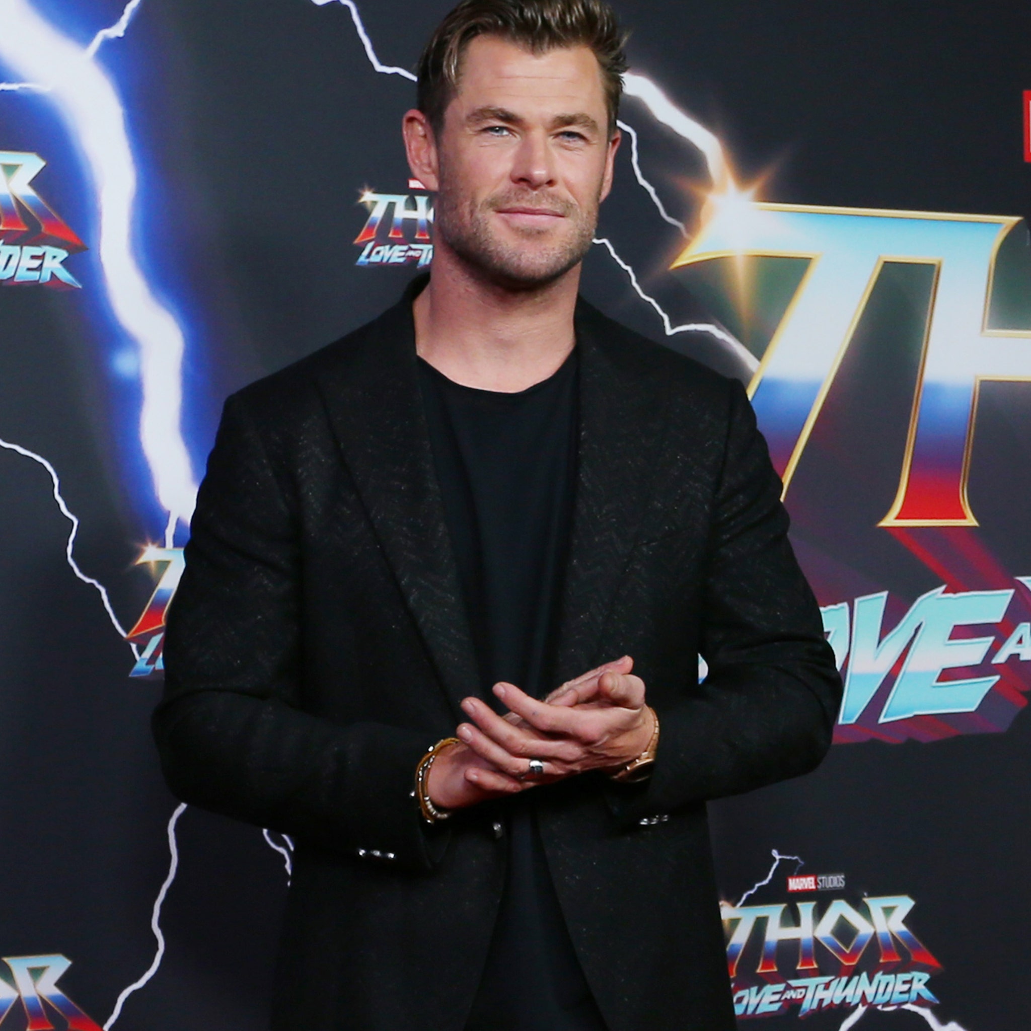 Chris Hemsworth Shares Photo of Daughter on Thor Set