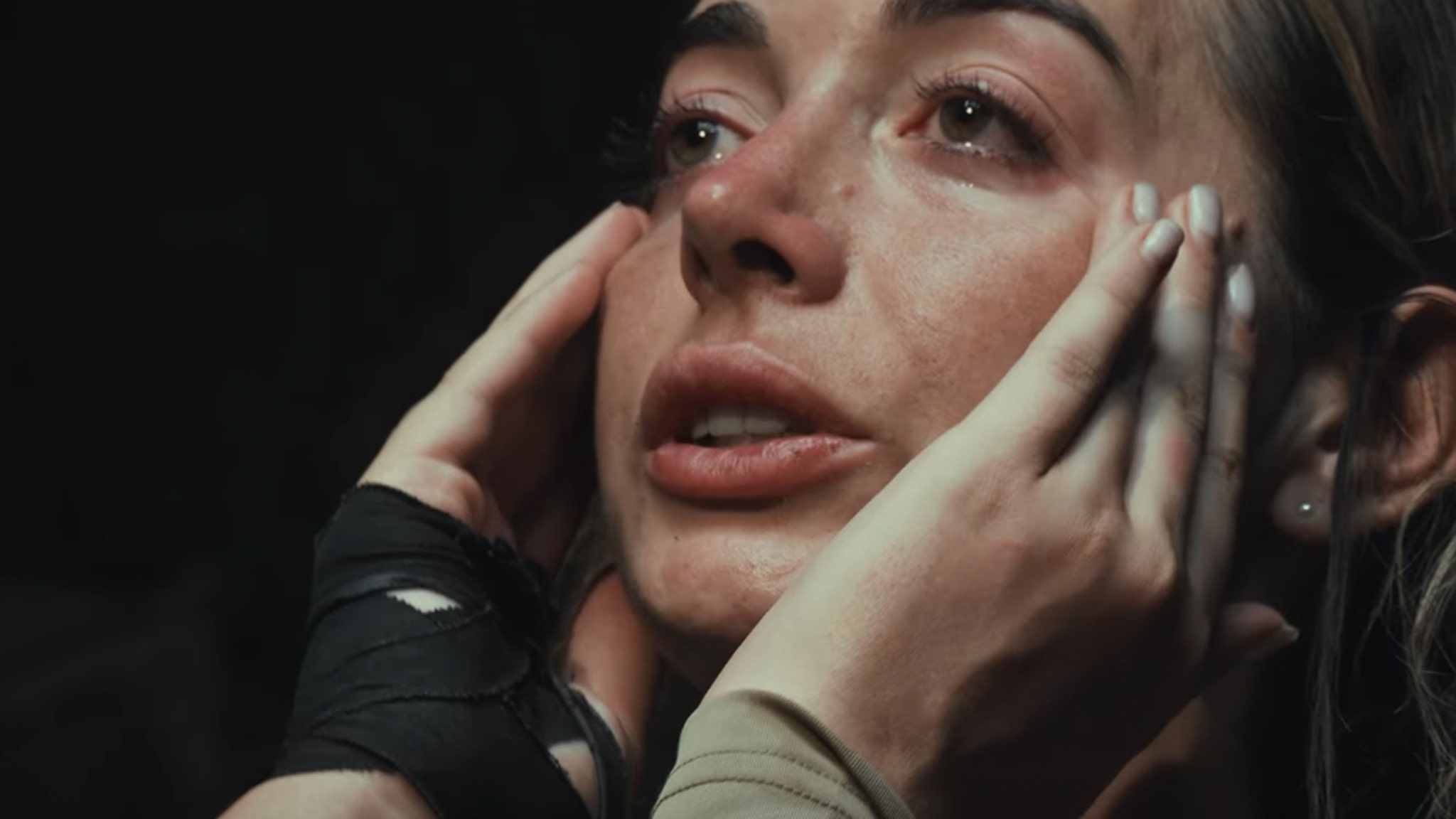 Brianna LaPaglia Emotionally Details ‘Bad Relationship’ with Zach Bryan on Special Forces