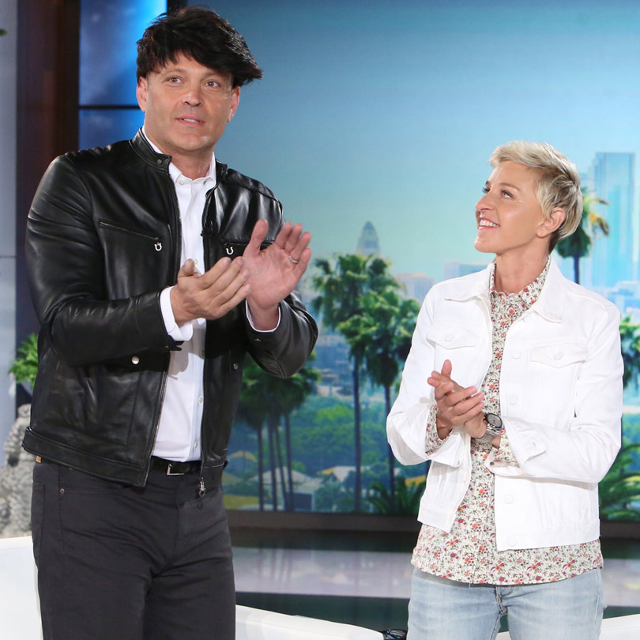 Bald Vince Vaughn Tries to Fool Ellen DeGeneres with Wig Fails