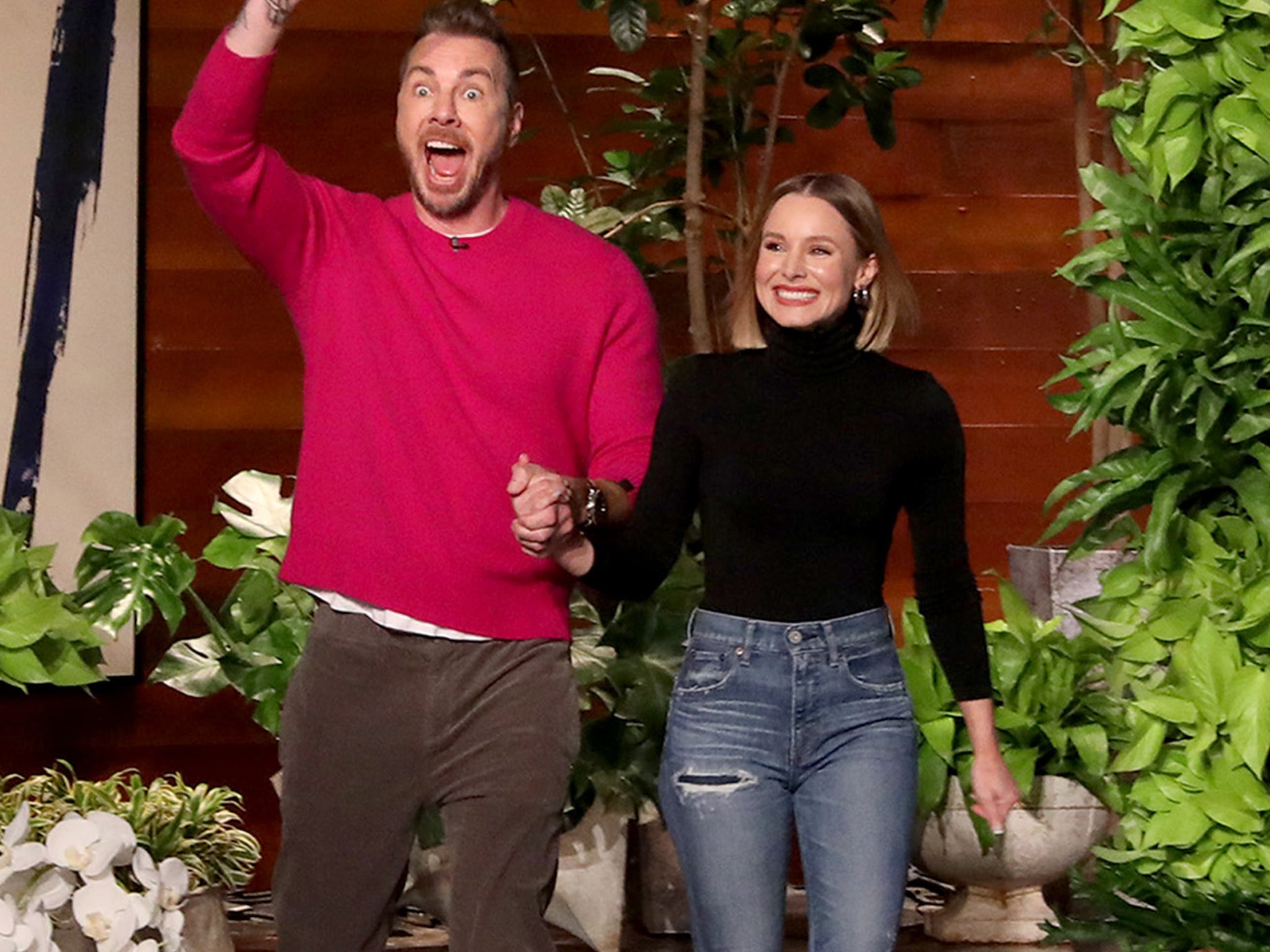 Kristen Bell and Dax Shepard Reveal Celebrity Crushes, Thirst Over Each  Other's New Physiques