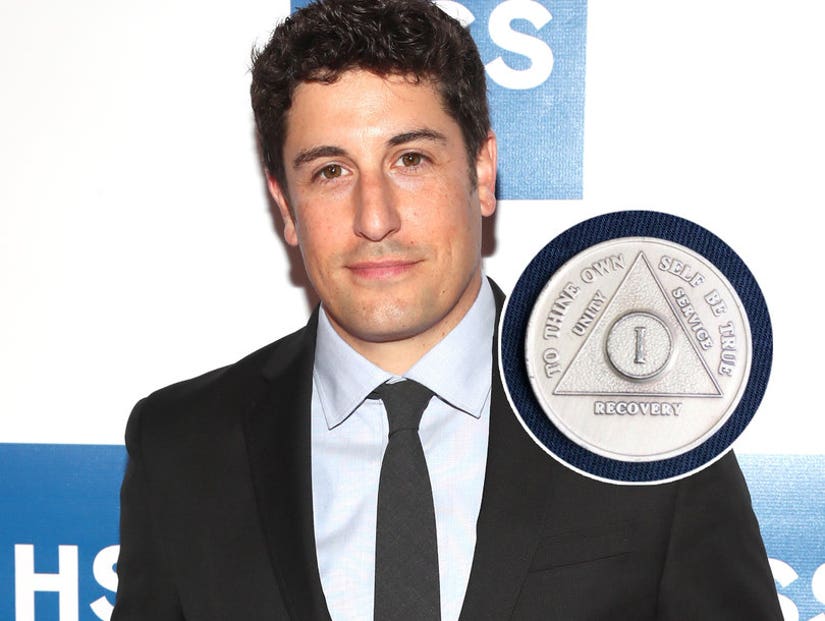 Jason Biggs Reveals Past Obsession With Booze And Drugs As He