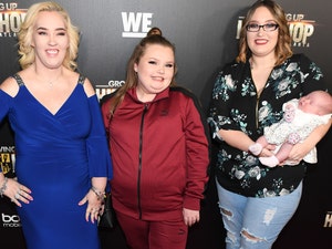 Mama June Gets Into Heated Battle with Another Pageant Mom on 'From Not to  Hot