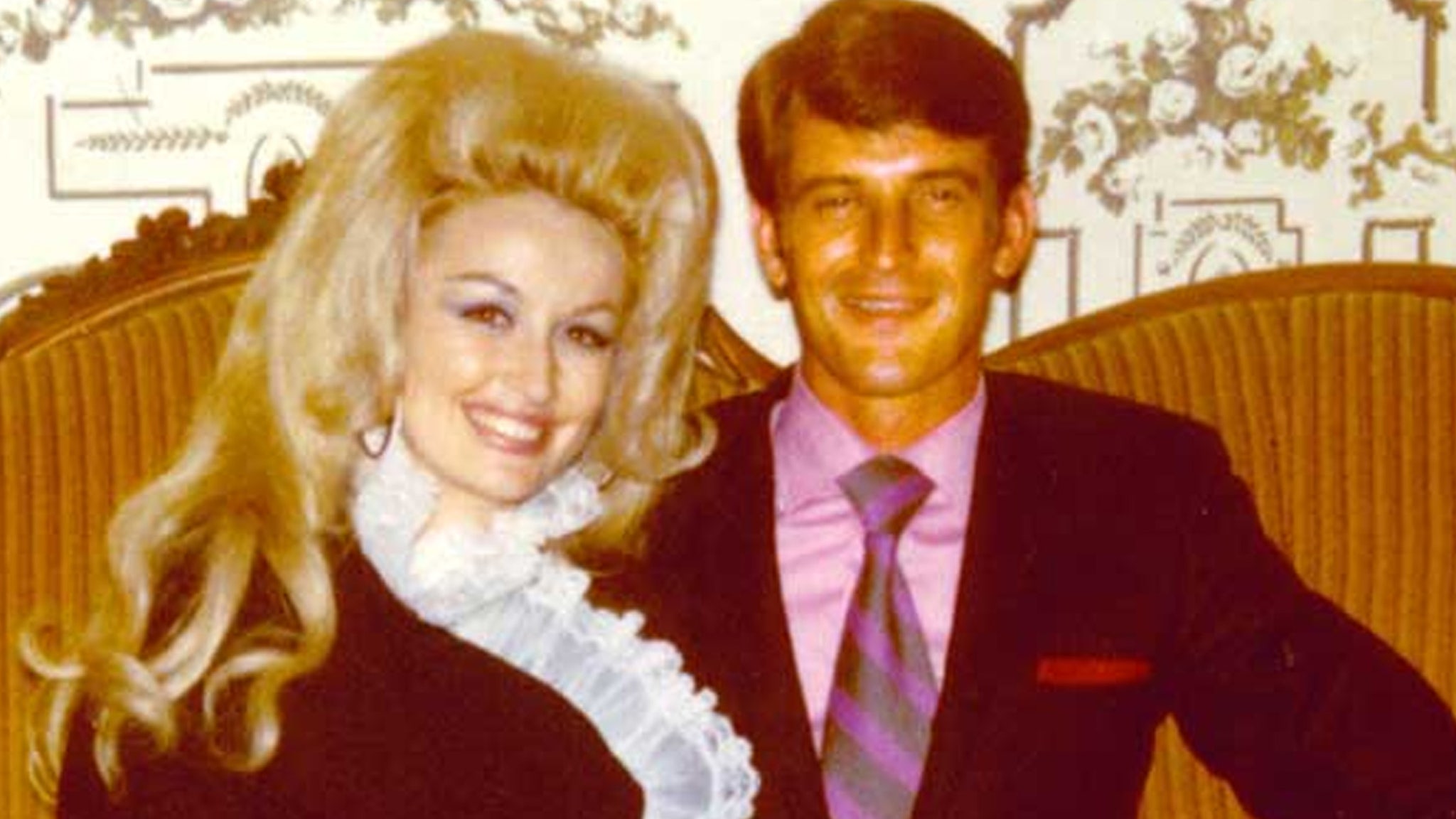 Dolly Parton Talks 54-Year-Marriage to Carl Thomas Dean - TooFab