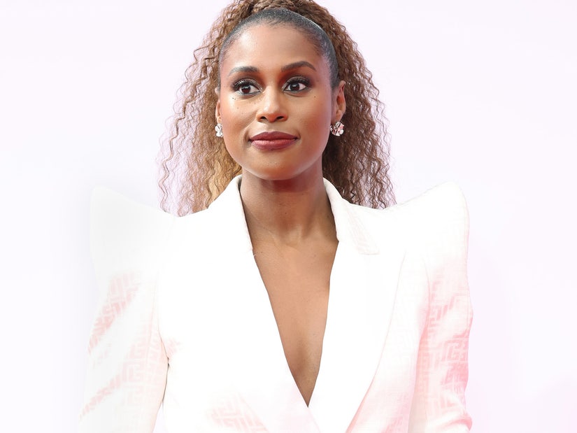 Issa Rae Engaged Fiance - Issa Rae From Insecure Got Engaged Ring