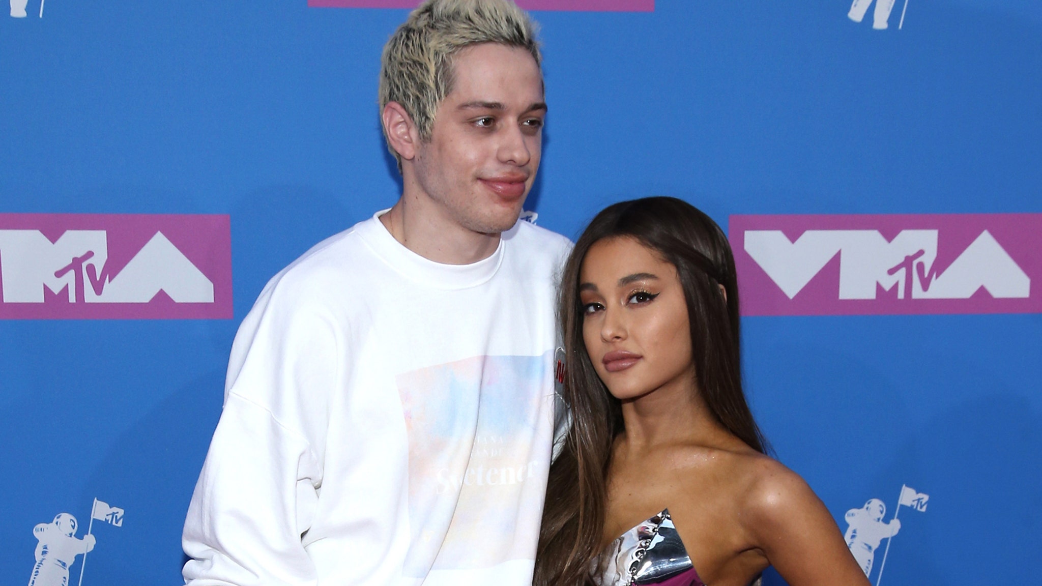 Pete Davidson Recalls ‘Embarrassing’ Obsession with His ‘BDE’ After Dating Ariana Grande