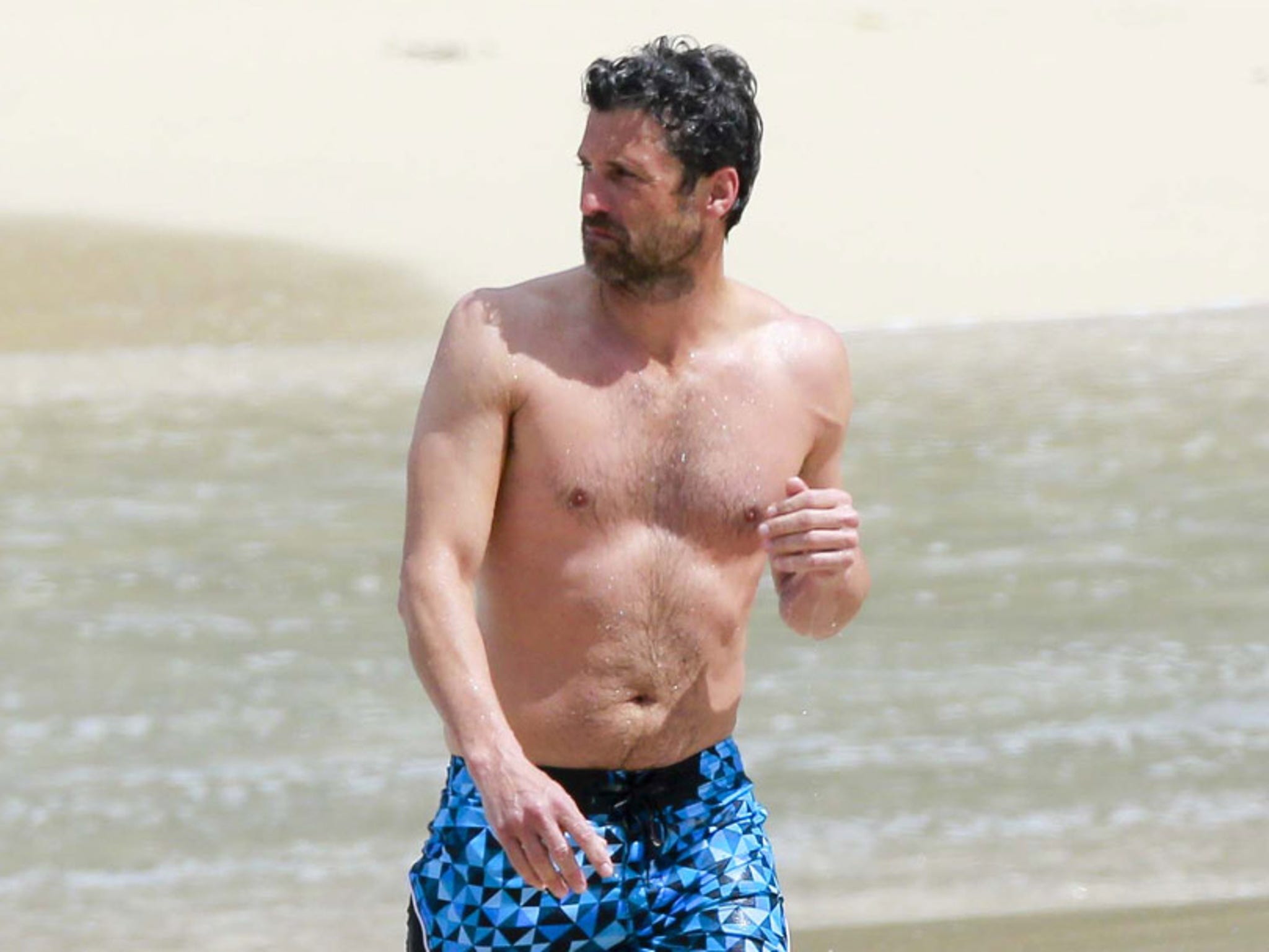 Patrick Dempsey Shows Off Hot Shirtless Bod While on Vacation With  Estranged Wife Jillian!