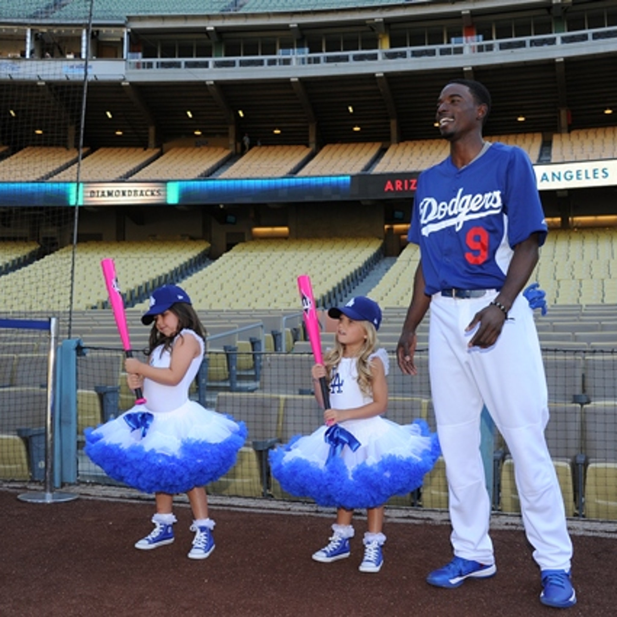 148 Celebrity Softball Game At Dodgers Stadium Stock Photos, High