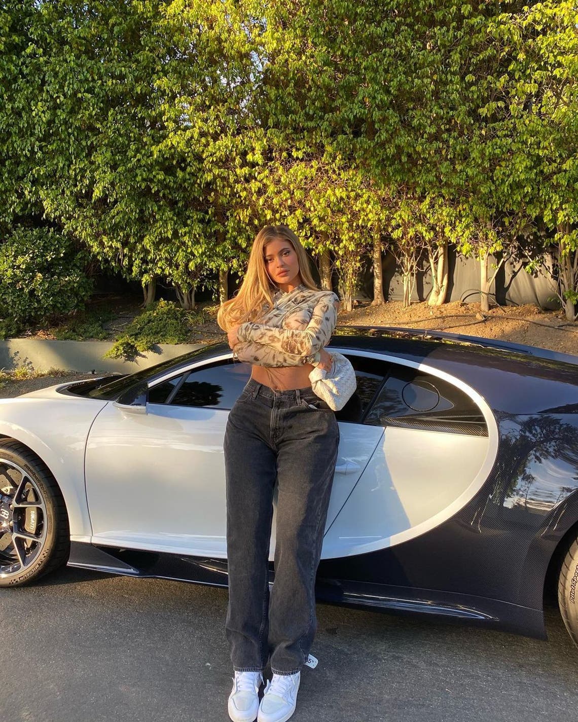 "where u at?" Kylie Jenner