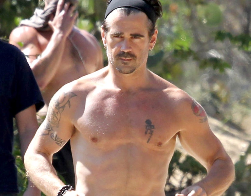Colin Farrells Arm Tattoos Are Nearly Fully Removed Photo 3905788  Colin  Farrell Photos  Just Jared Entertainment News