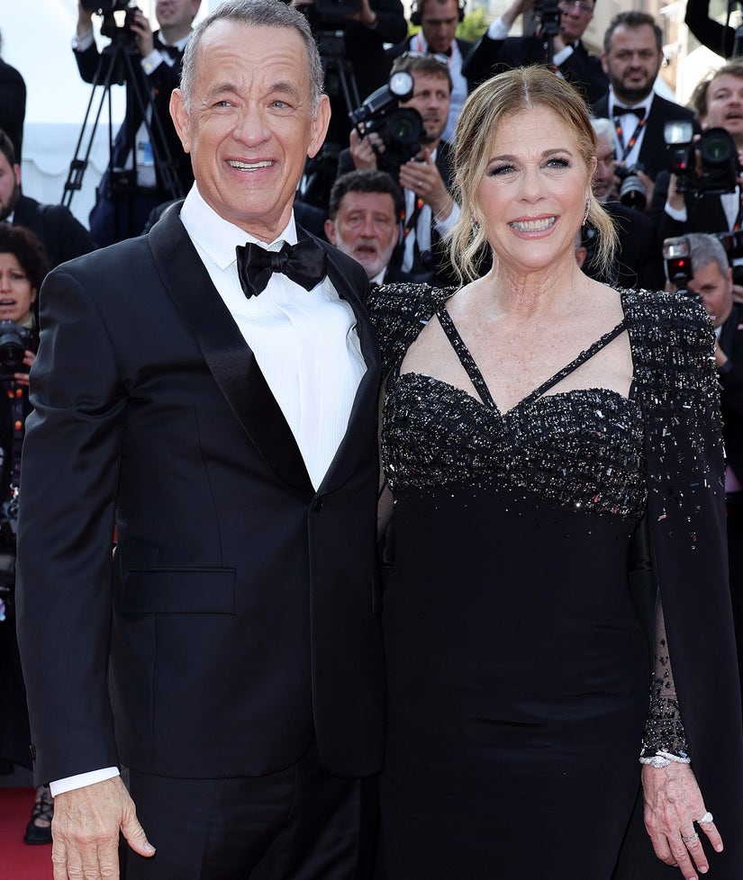 Rita Wilson Explains Pic Of Angry Looking Tom Hanks Shouting At Can 0821