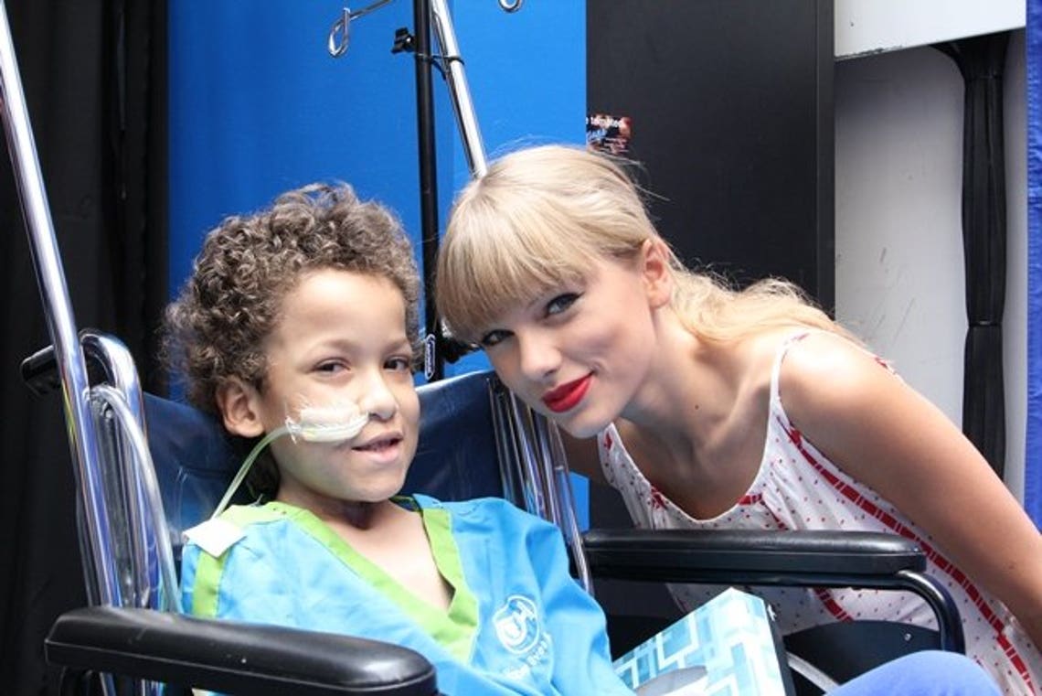 Taylor Swift's Philadelphia Children's Hospital Visit