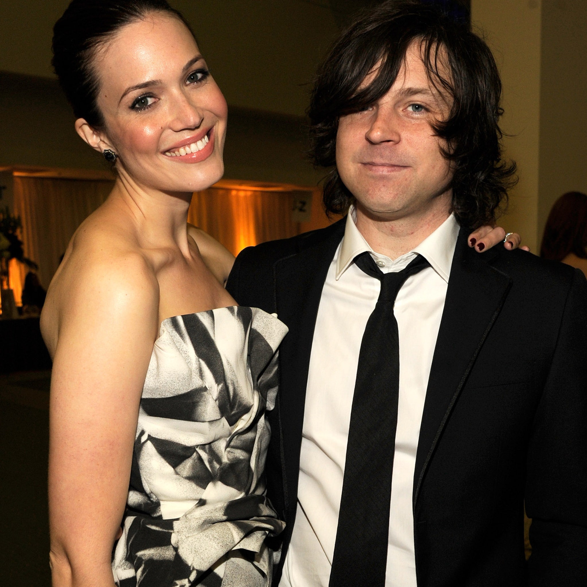 Ryan Adams Apologizes After Joking He Was High On Painkillers At Wedding To Mandy Moore