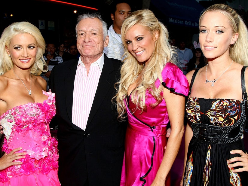 Holly Madison Details Sex With Hugh Hefner, Life at Playboy Mansion picture photo