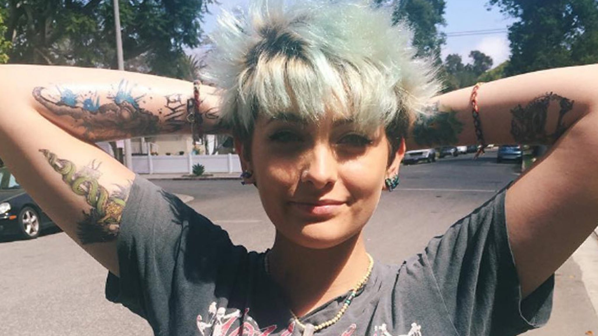 Paris Jackson Defends Tattoos My Scars And Past Of Self Hatred Have