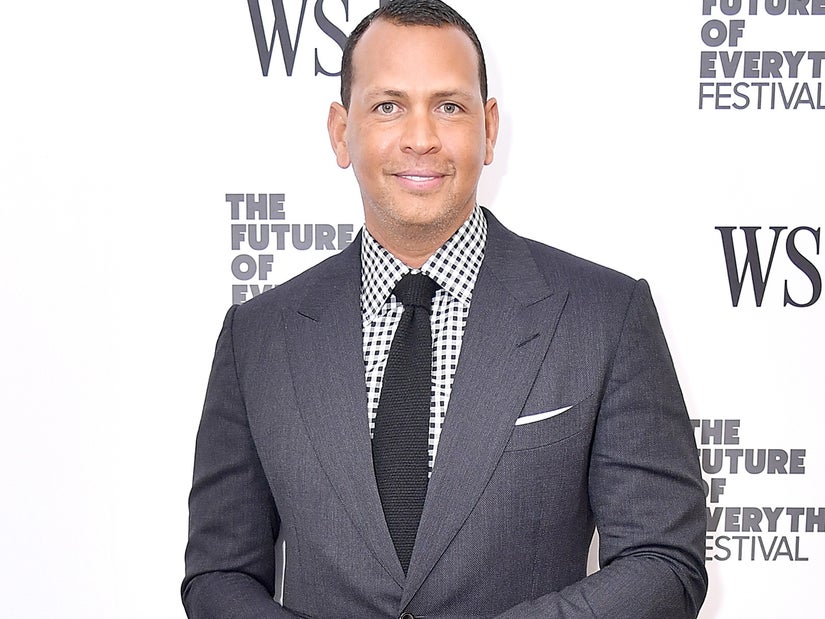 Alex Rodriguez Says He Didn't Get Gum Disease from Chewing Tobacco