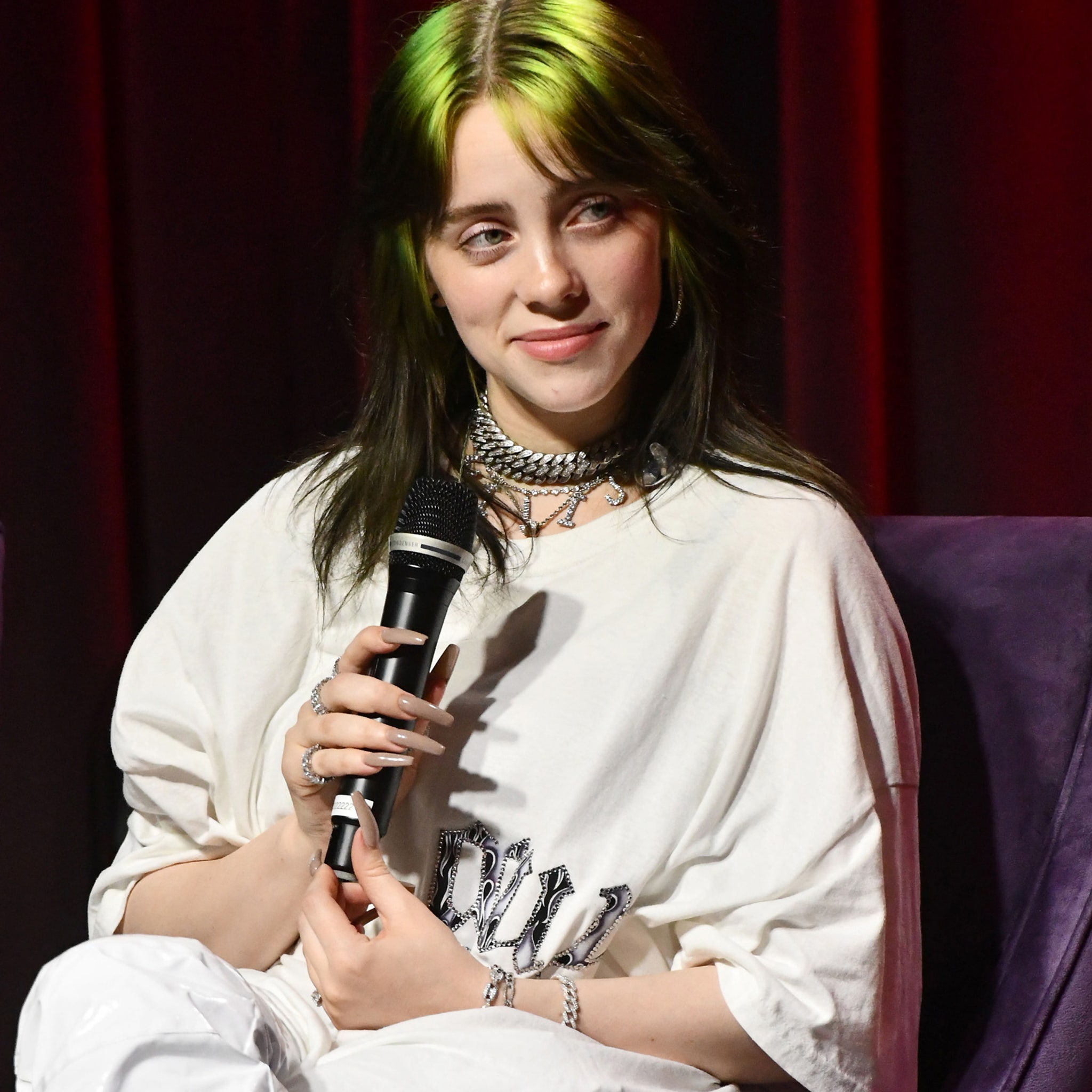 Billie Eilish Tells Howard Stern Bad First Date Story