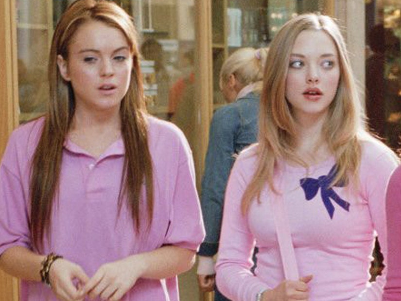 Cuoco Fucking Kaley Lindsay Lohan - Lindsay Lohan and Amanda Seyfried Have 'Mean Girls' Reunion, Talk Possible  Sequel