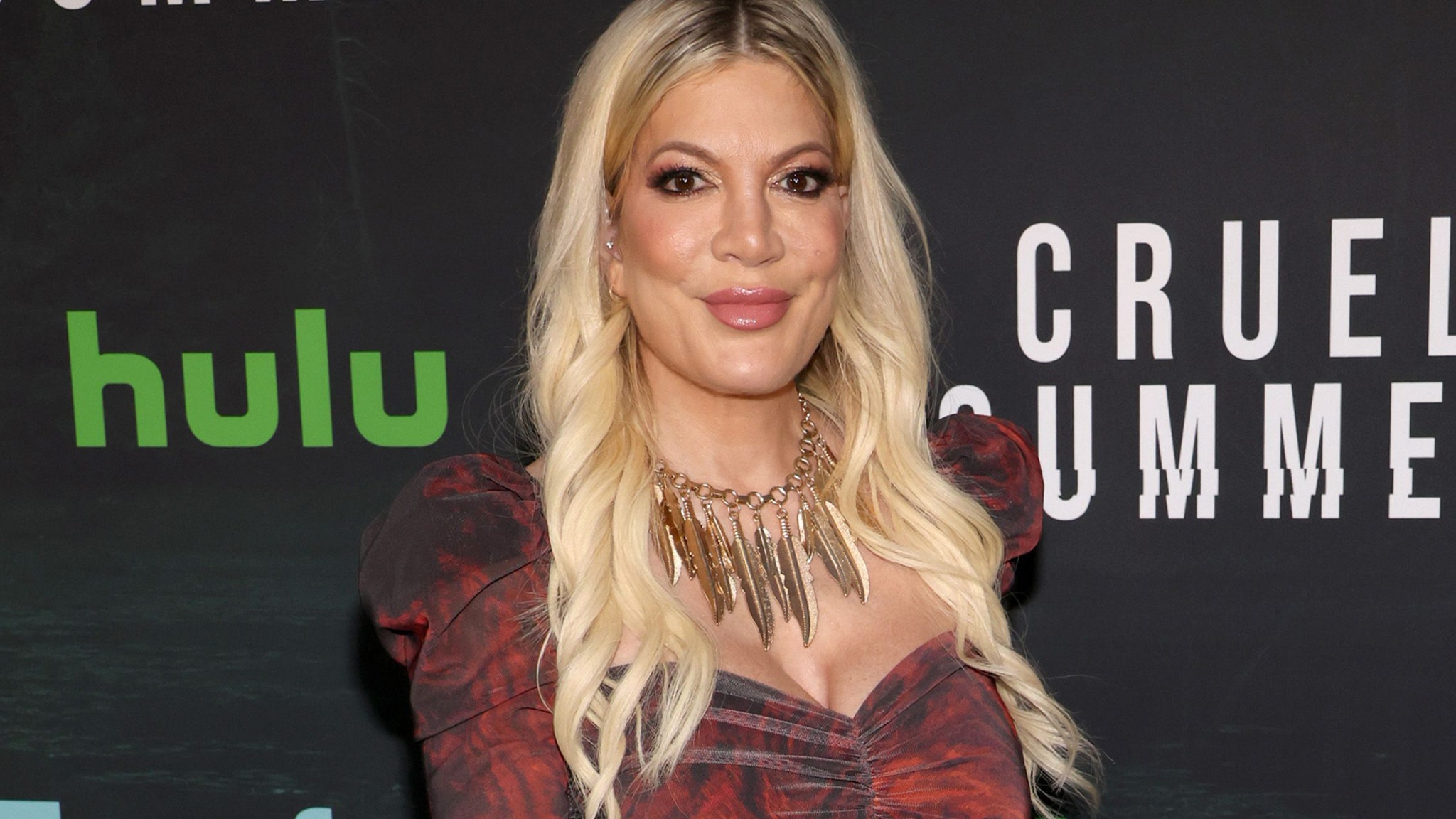 Tori Spelling Admits to Financial Difficulties and Being A 'Hoarder'