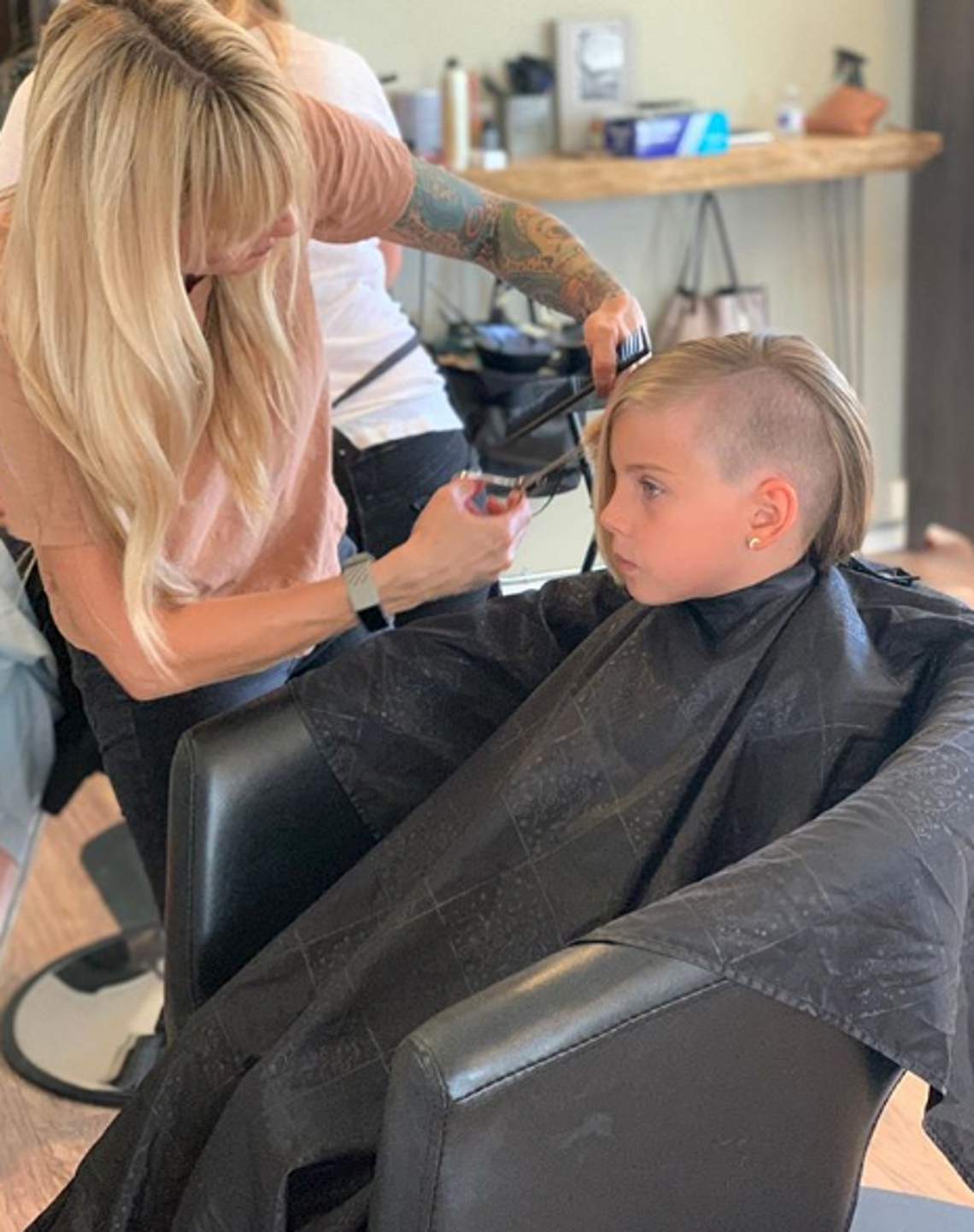 Carey Hart shows off daughter Willow's new 'do, clearly inspired by mom P!nk. "Loving my punk rock daughter. Remember everyone, fly your own flag. There is no box to be put in. It's better to be your own self. Own it, and love it. And if anyone has a problem with it, tell them (politely) to move on. Can't wait to see the woman you grow up to be. I have a feeling you are gonna be strong, fierce, [compassionate], and caring. I'm so proud of you, willow," he wrote.