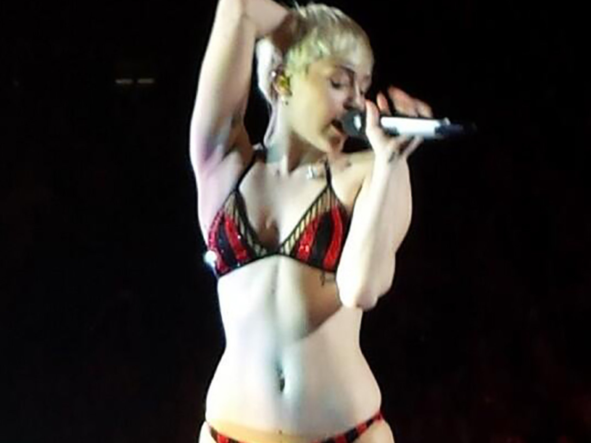 Miley Cyrus 2014 Bangerz Tour Exclusive American Apparel Panties Size Medium
