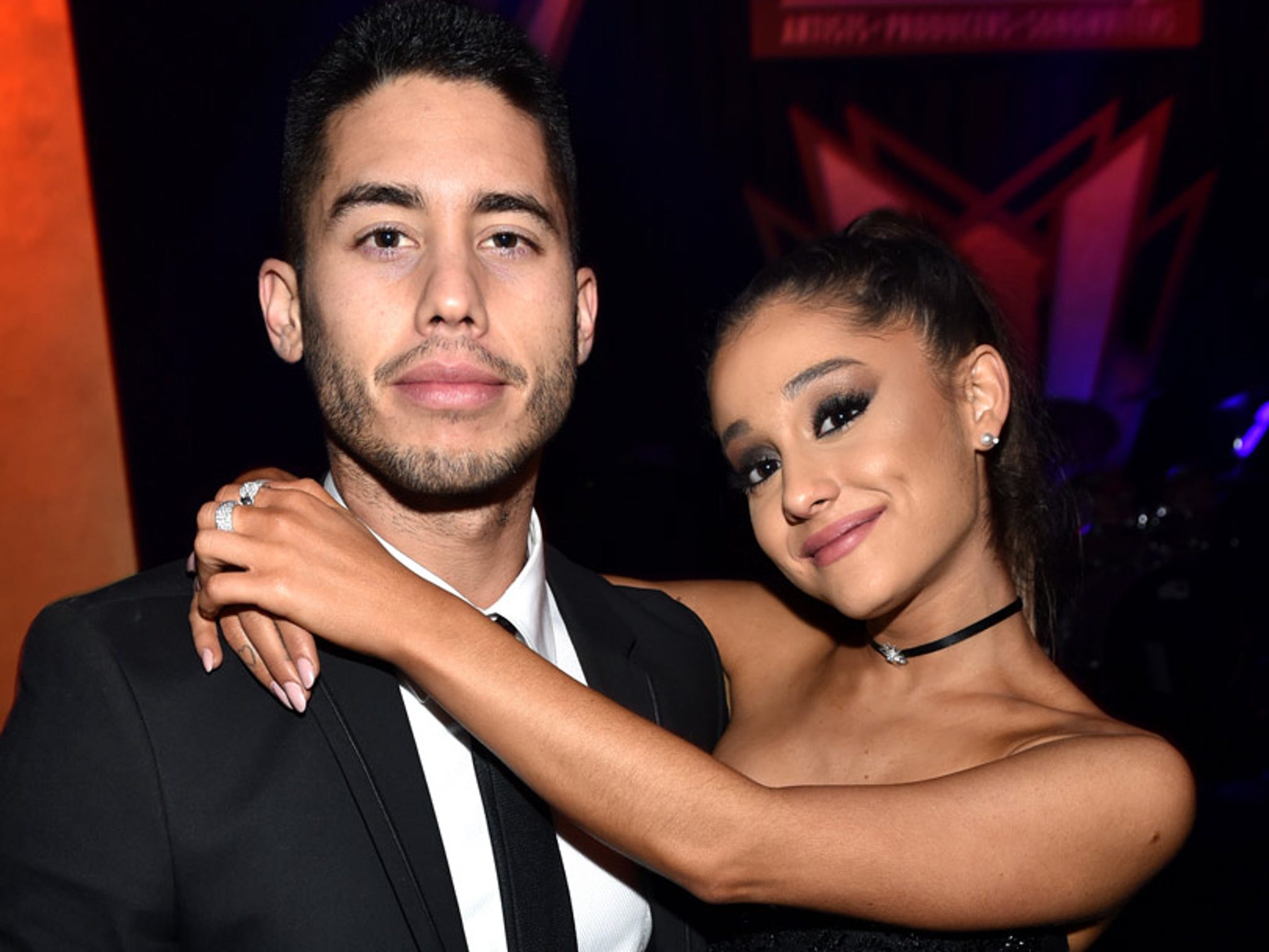 Ariana Grande Dishes About Boyfriend Ricky Alvarez: 