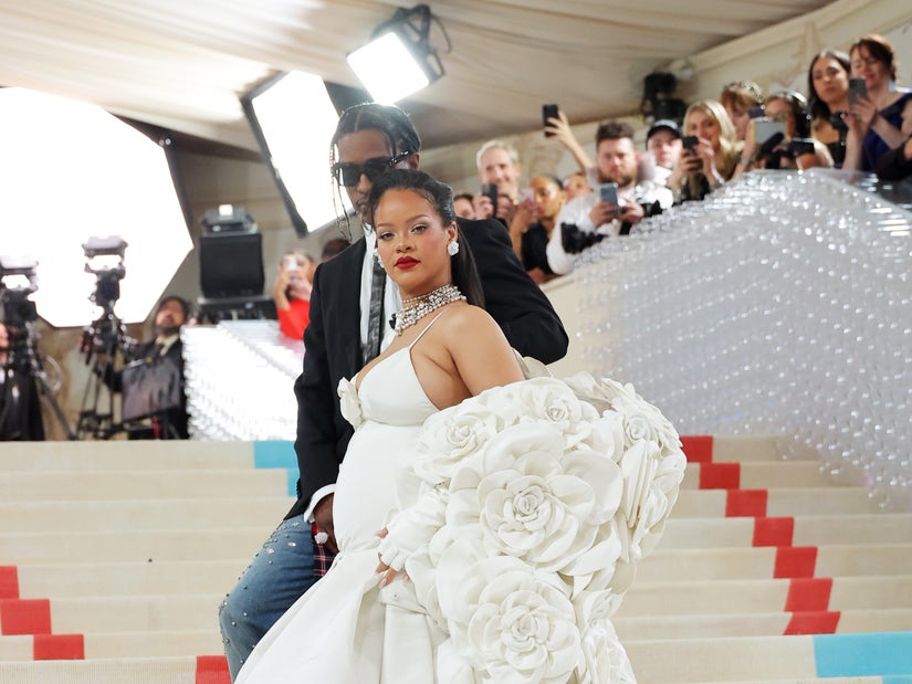 Pregnant Rihanna Is Last to Arrive at the Met Gala And Absolutely Stuns