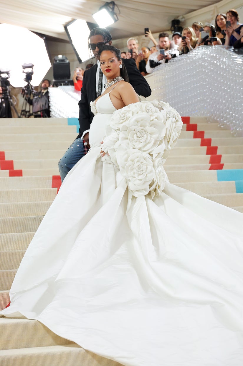 Pregnant Rihanna Is Last to Arrive at the Met Gala And Absolutely S...