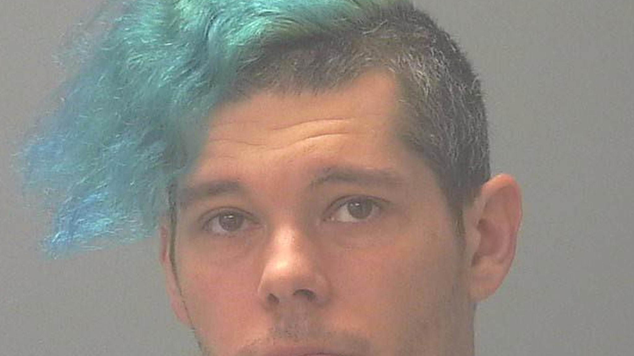 Note Left In Jersey Mike's Bathroom Leads to Wrestler's Arrest for Kidnapping, Strangulation & More