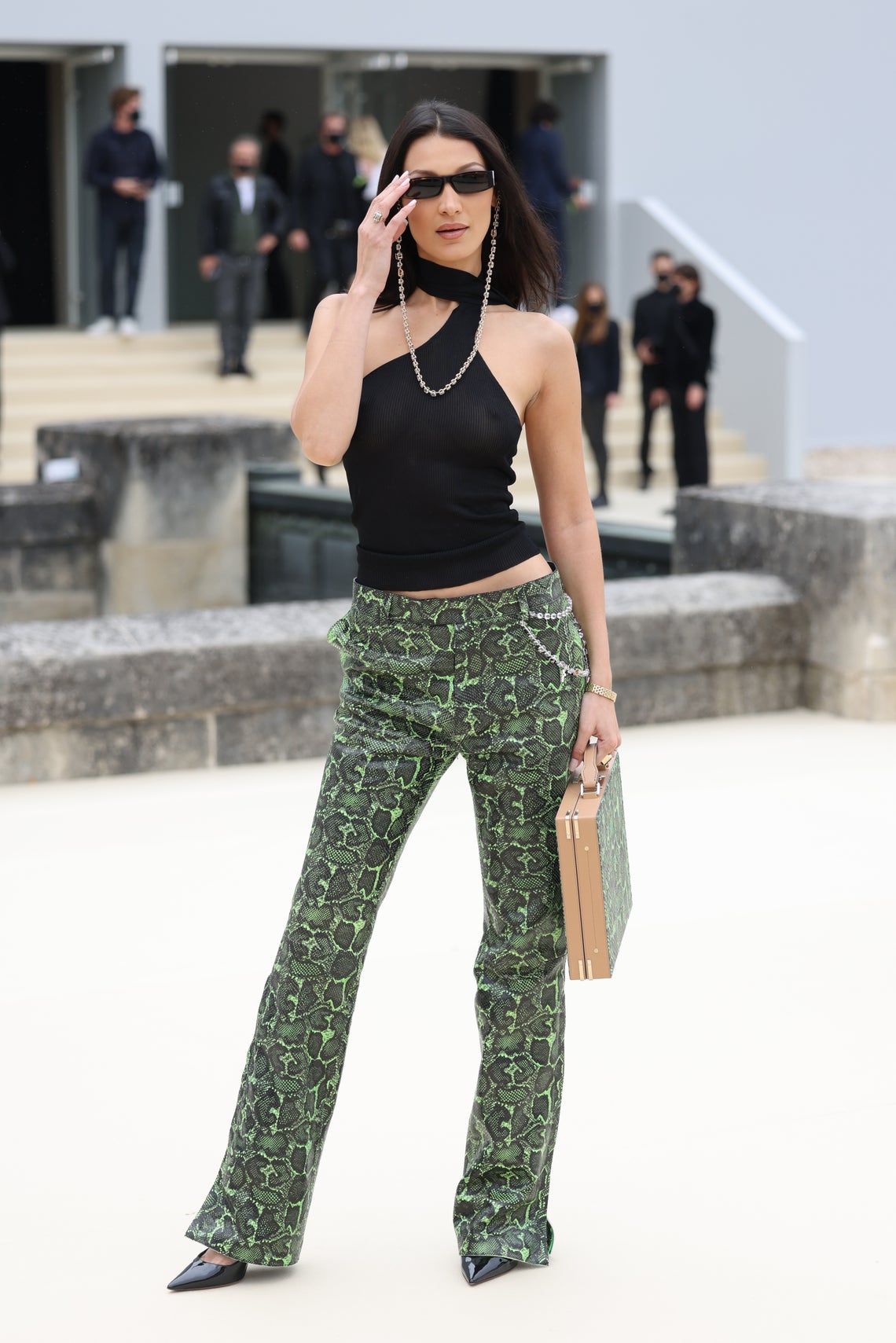 The 20 Best Celebrity Bag Looks from Paris Fashion Week Spring