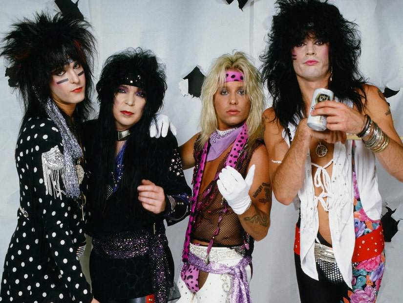 Vince Neil And Tommy Lee Reveal What It Was Really Like Living With Them In  The '80s