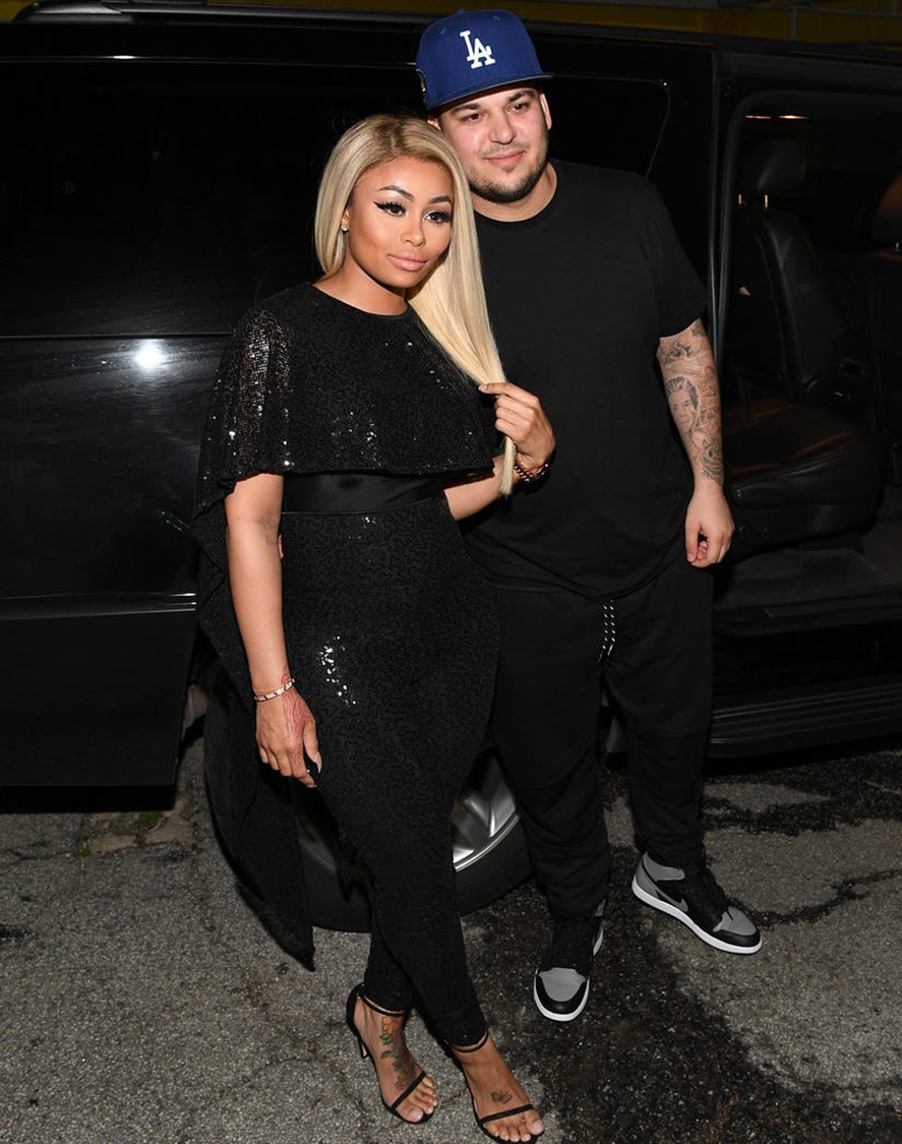 Rob Kardashian Reveals His Weight Before Starting Training Program
With Fiancee Blac Chyna