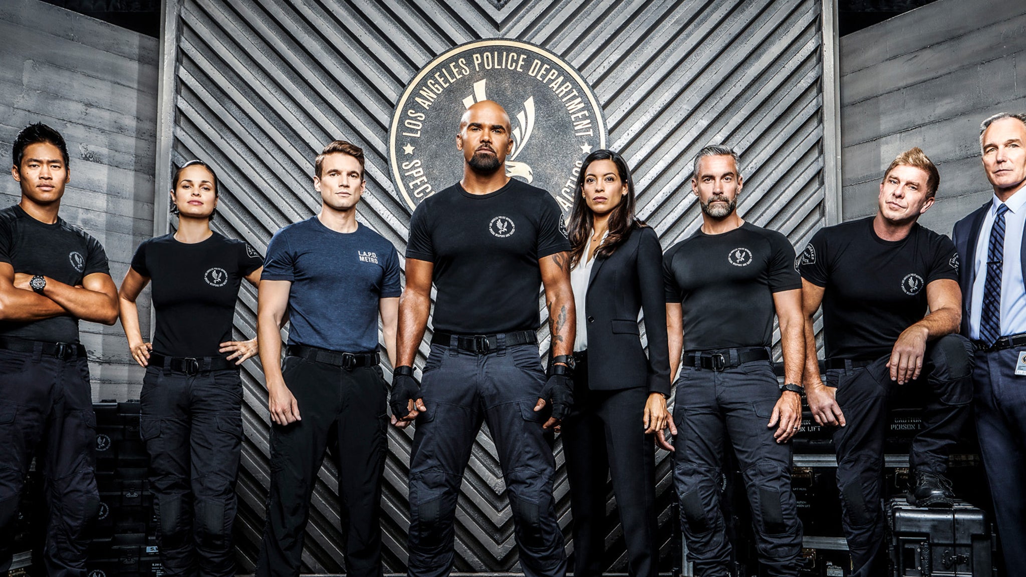 S.W.A.T. Star Breaks Silence About Shemar Moore Spinoff Series Without OG Cast: 'Brushed Aside'